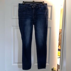 Women’s Old Navy Skinny Jeans - Size 8